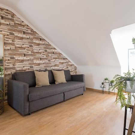 Ferienwohnung Rato Cozy 3Br W/Balcony - By Lu Holidays Lissabon Exterior foto