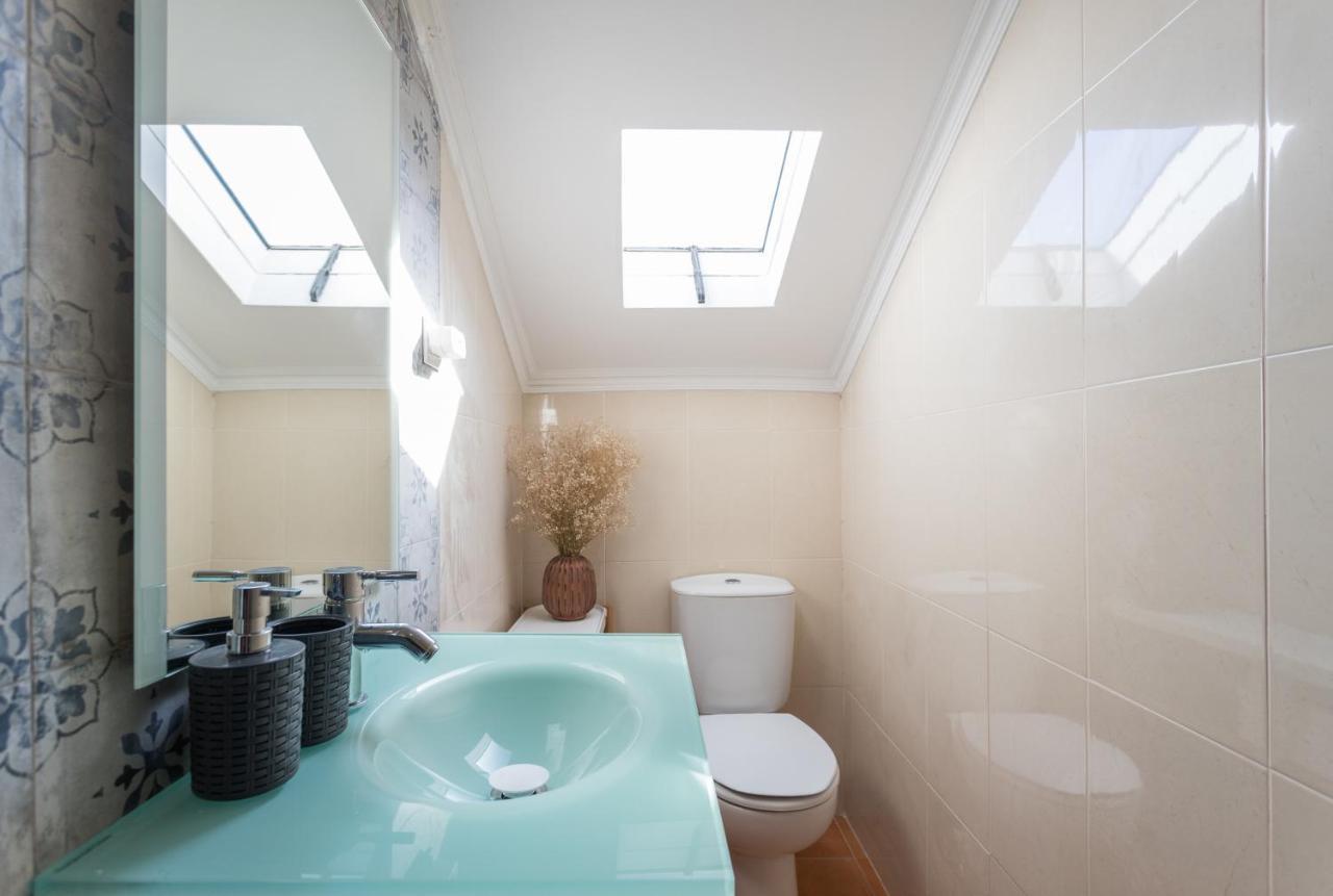 Ferienwohnung Rato Cozy 3Br W/Balcony - By Lu Holidays Lissabon Exterior foto